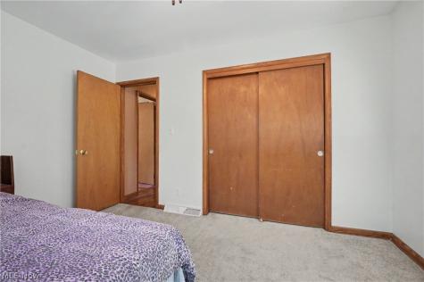 3087 Tower Hill Drive Akron OH 44319