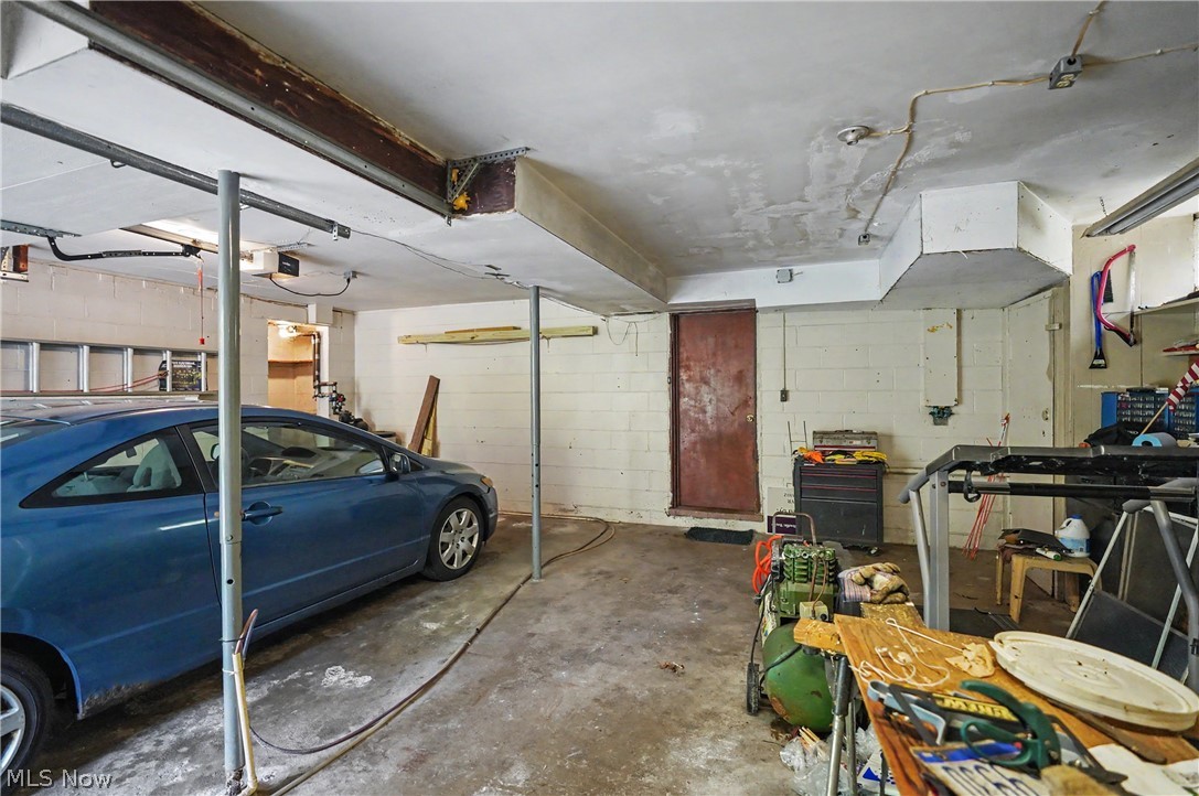 3087 Tower Hill Drive Akron OH 44319