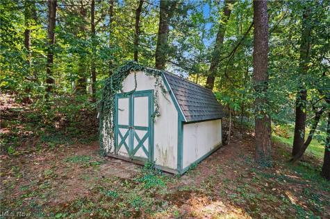 3087 Tower Hill Drive Akron OH 44319