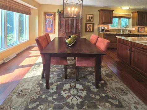 3582 Canterbury Road Westlake OH 44145