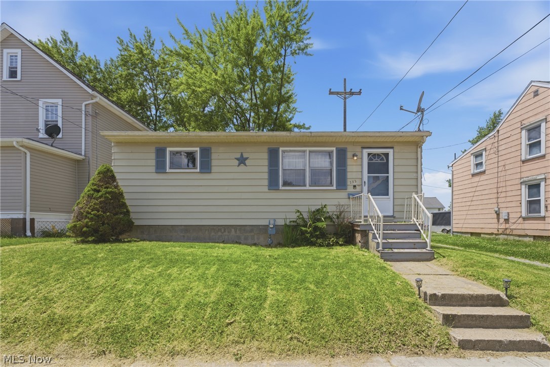 232 S 15th Street Sebring OH 44672