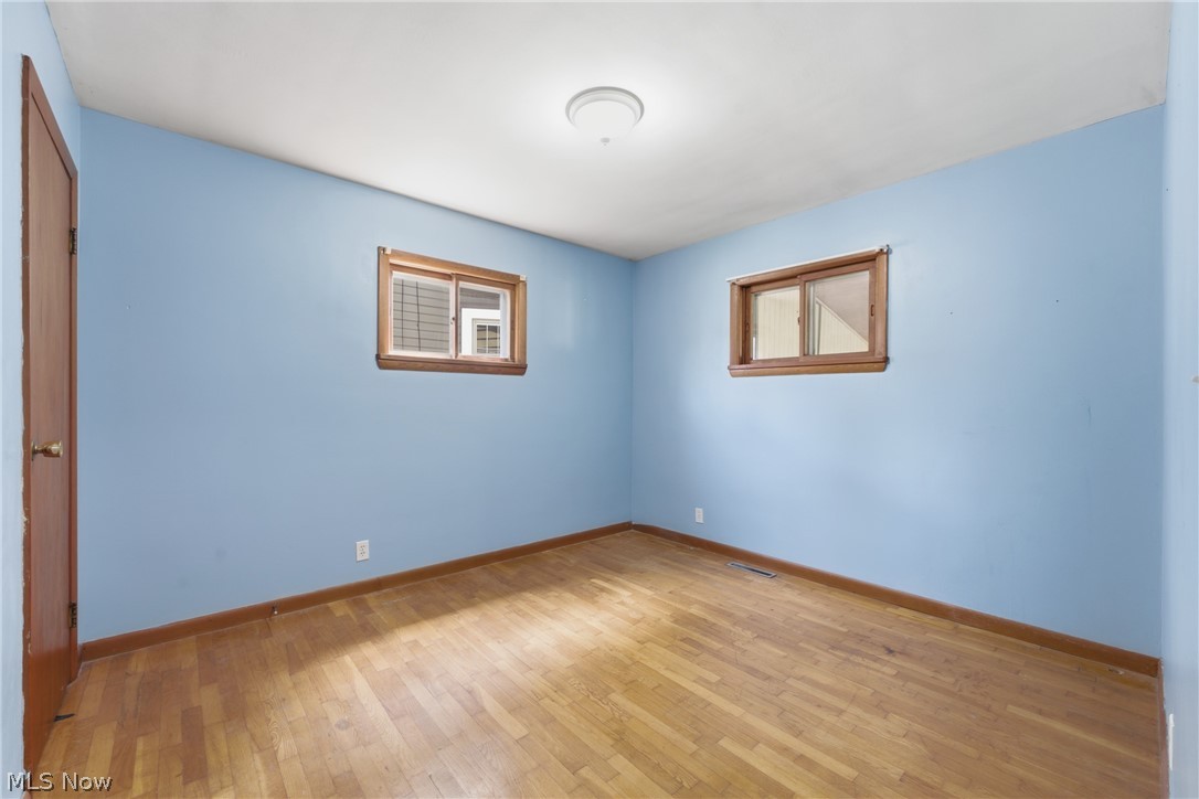 232 S 15th Street Sebring OH 44672
