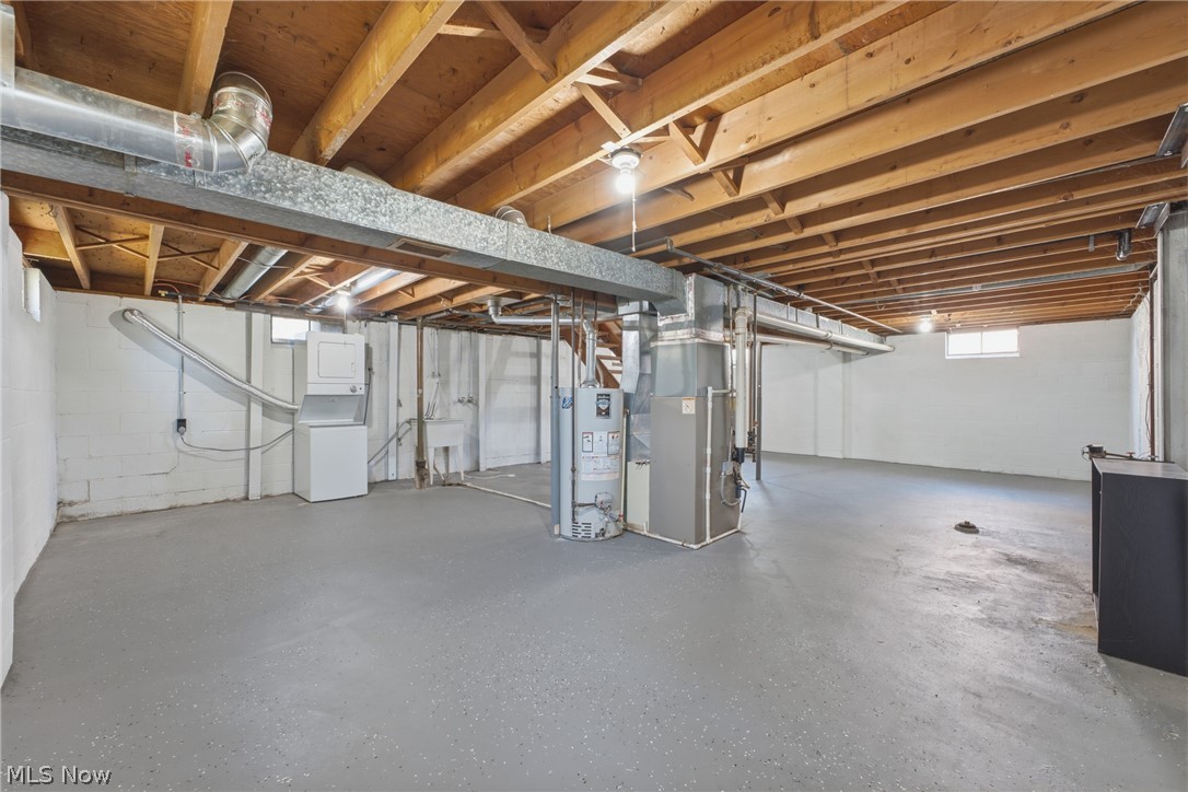 232 S 15th Street Sebring OH 44672