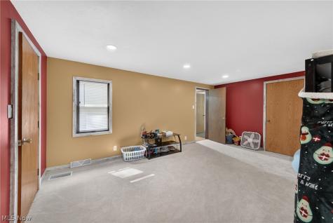 598 Randolph Road Mogadore OH 44260