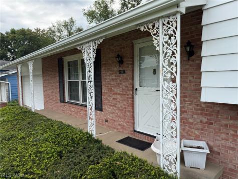 4911 Woodside Avenue NW Canton OH 44709