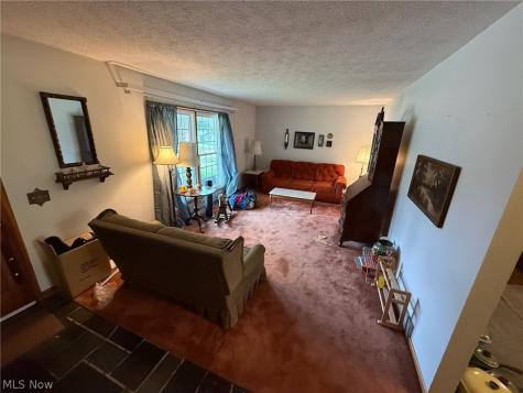 4911 Woodside Avenue NW Canton OH 44709