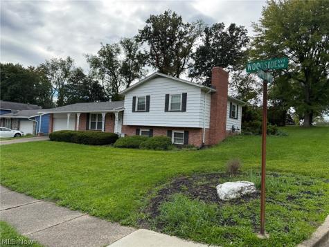 4911 Woodside Avenue NW Canton OH 44709