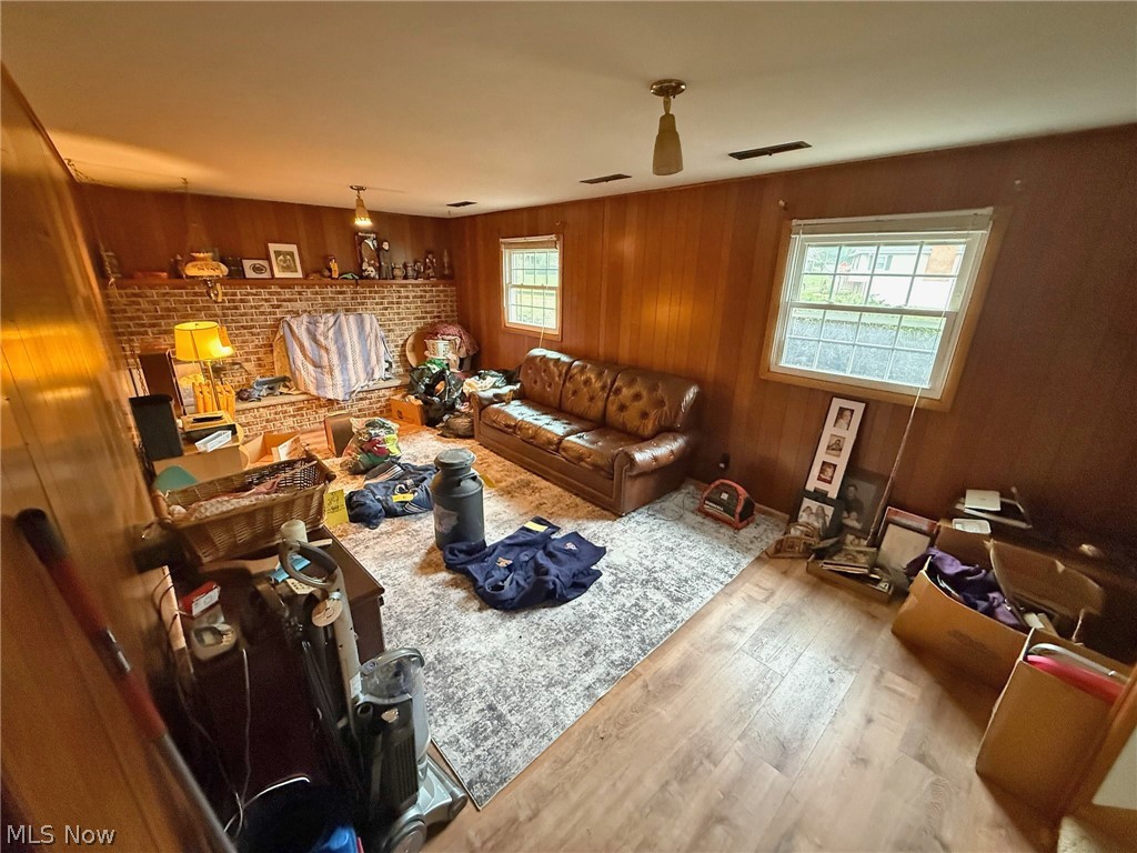 4911 Woodside Avenue NW Canton OH 44709