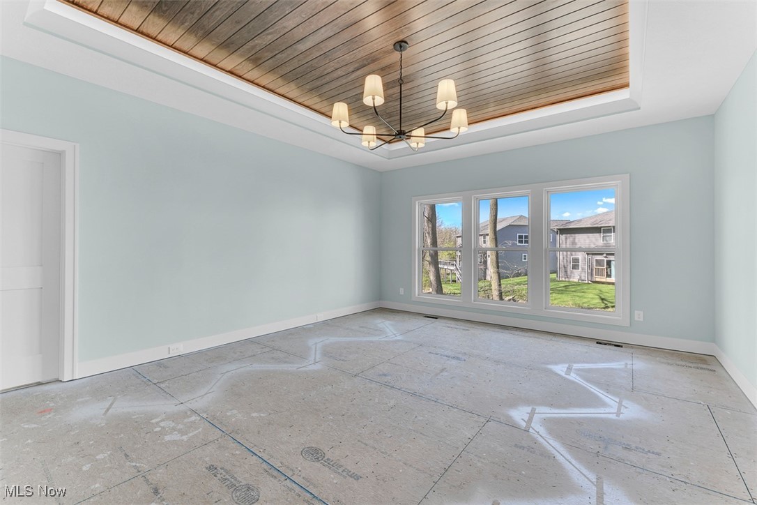 805 Club Drive W Aurora OH 44202