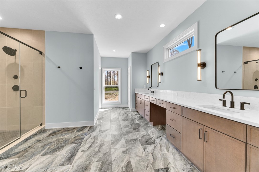 805 Club Drive W Aurora OH 44202