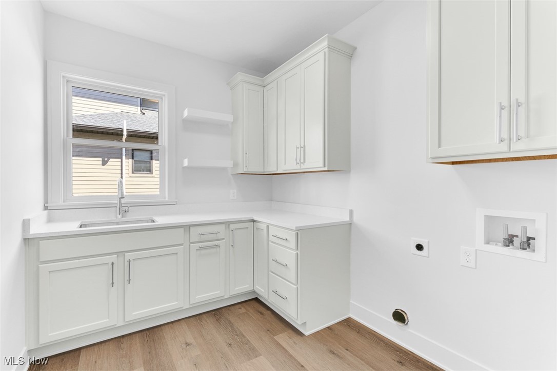 805 Club Drive W Aurora OH 44202