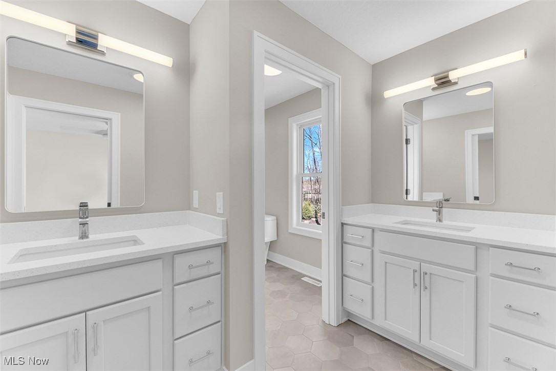 805 Club Drive W Aurora OH 44202