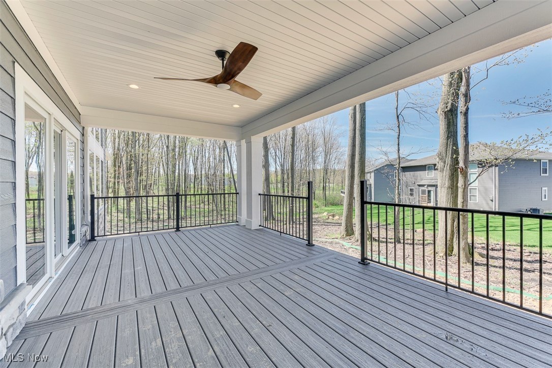 805 Club Drive W Aurora OH 44202