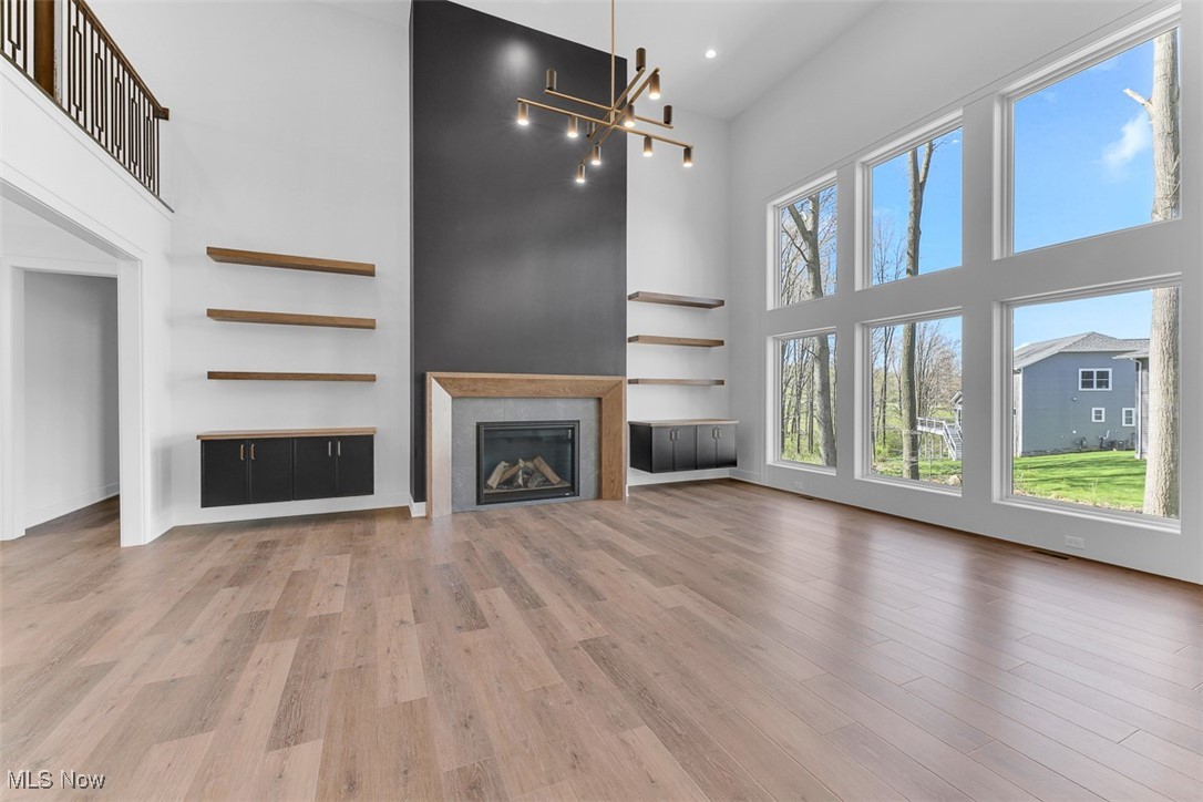 805 Club Drive W Aurora OH 44202