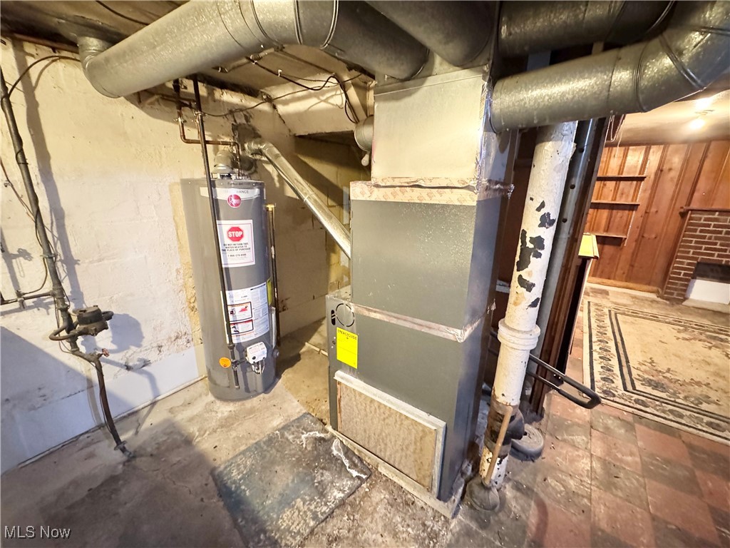 3925 Strandhill Road Cleveland OH 44128