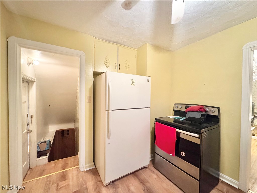 3925 Strandhill Road Cleveland OH 44128