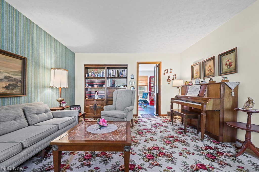2540 Edgewood Avenue Alliance OH 44601
