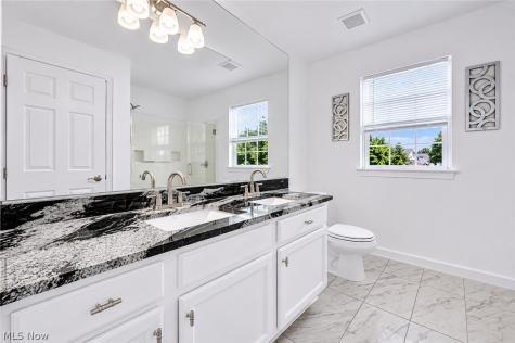 33275 Ambleside Drive Avon Lake OH 44012