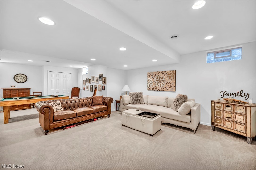 33275 Ambleside Drive Avon Lake OH 44012