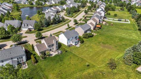 33275 Ambleside Drive Avon Lake OH 44012