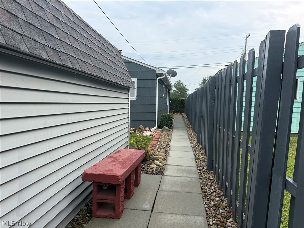 2849 25th Street NE Canton OH 44705