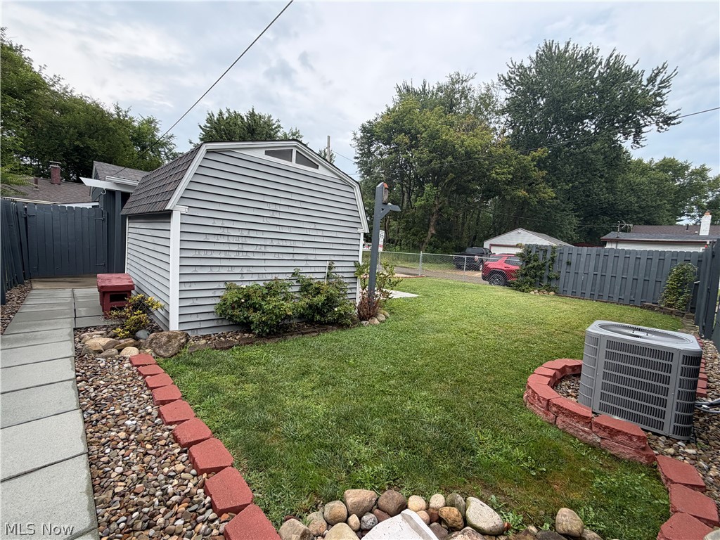 2849 25th Street NE Canton OH 44705