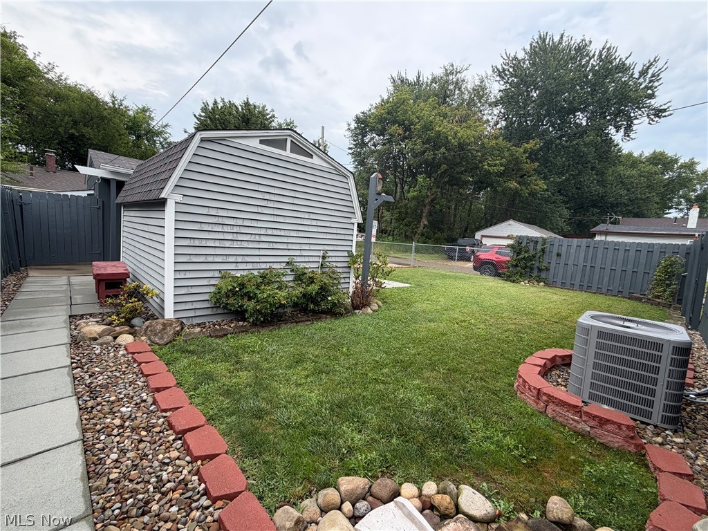 2849 25th Street NE Canton OH 44705