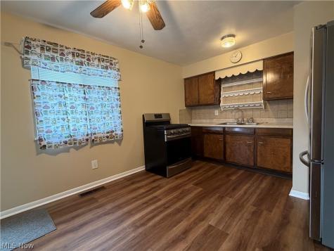 2849 25th Street NE Canton OH 44705