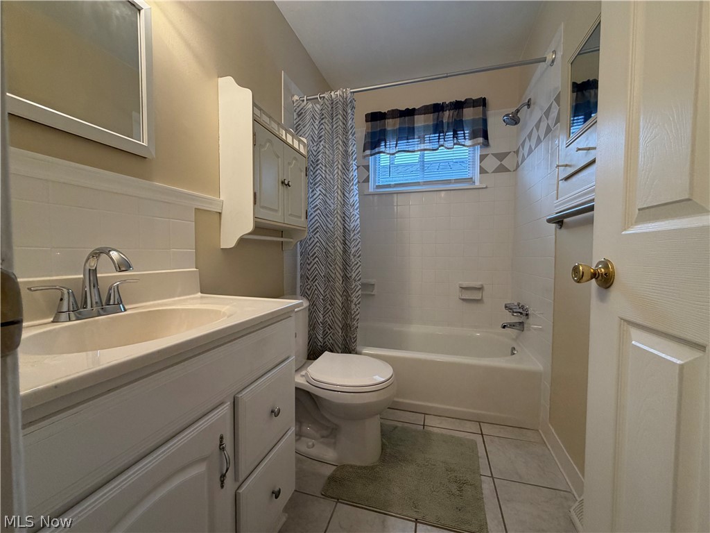 2849 25th Street NE Canton OH 44705
