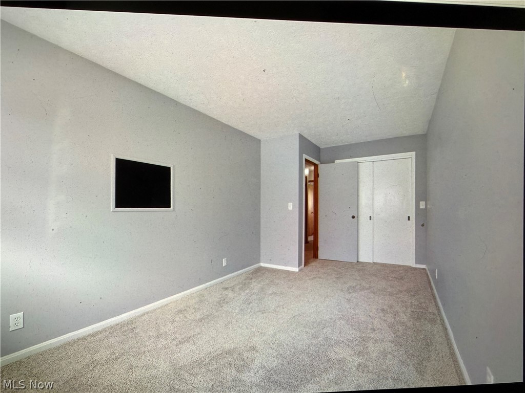 7316 Regal Drive Conneaut OH 44030