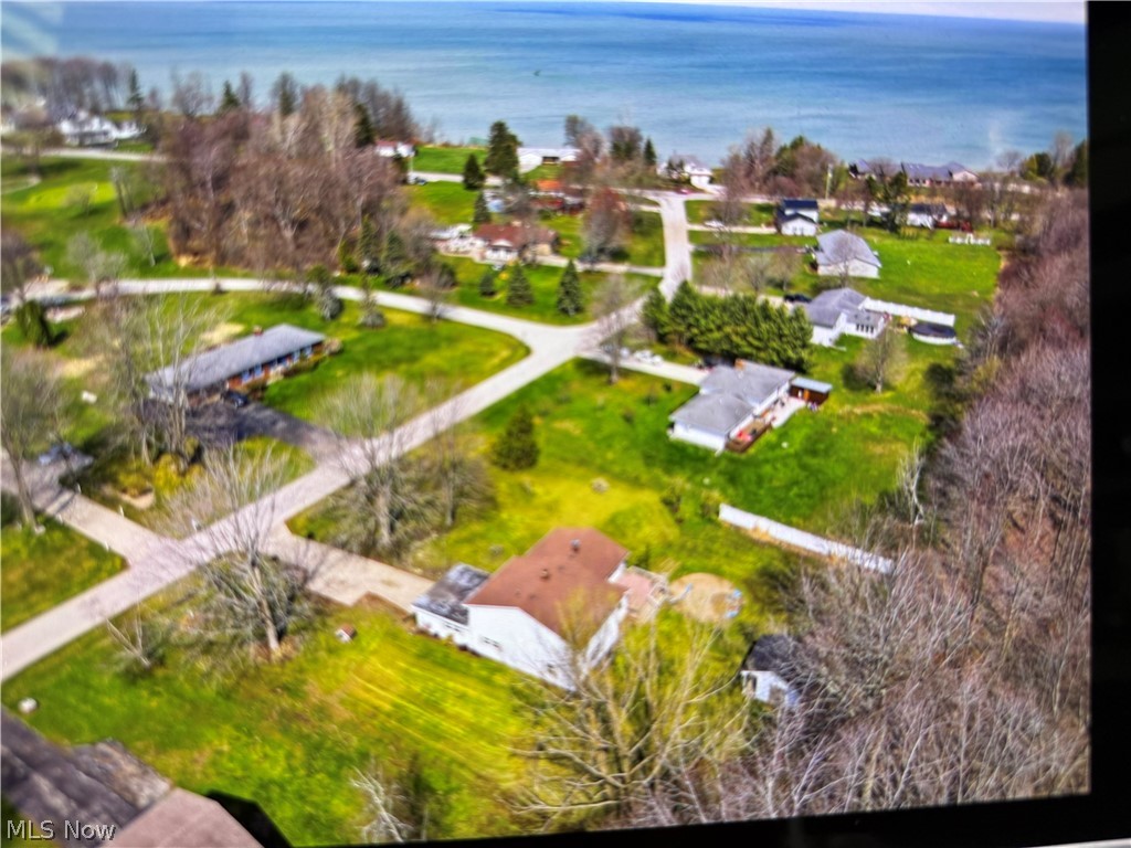 7316 Regal Drive Conneaut OH 44030