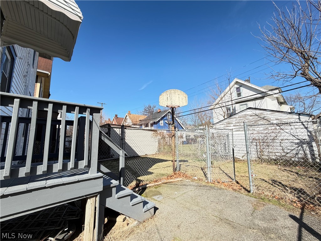 9711 Parmelee Avenue Cleveland OH 44108