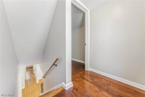 968 Newberry Avenue South Euclid OH 44121
