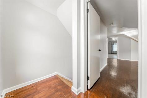 968 Newberry Avenue South Euclid OH 44121