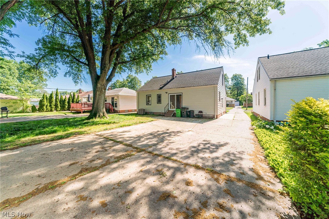 968 Newberry Avenue South Euclid OH 44121