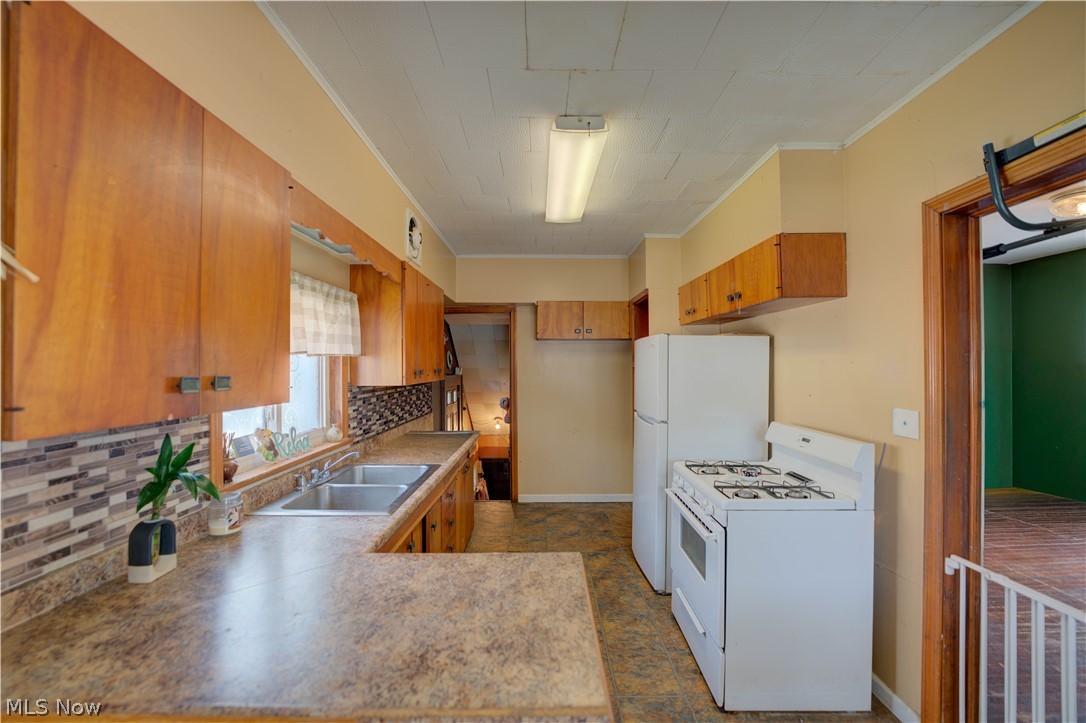 701 Tenney Avenue Amherst OH 44001