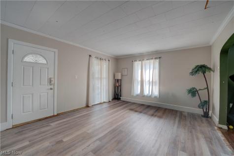 701 Tenney Avenue Amherst OH 44001