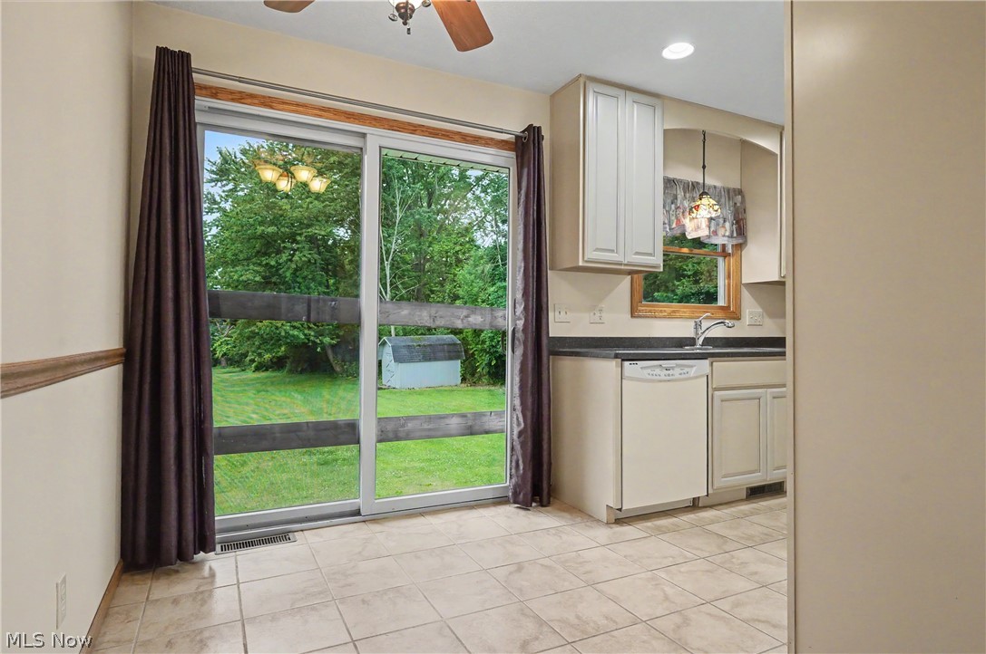 2704 Lyman Drive New Franklin OH 44216