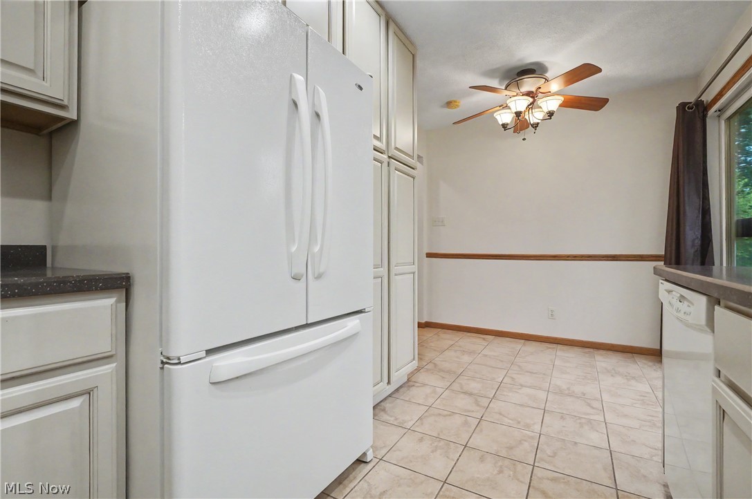 2704 Lyman Drive New Franklin OH 44216