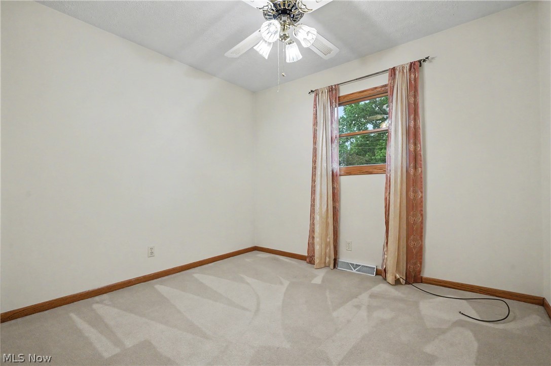 2704 Lyman Drive New Franklin OH 44216