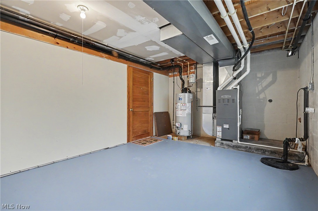 2704 Lyman Drive New Franklin OH 44216