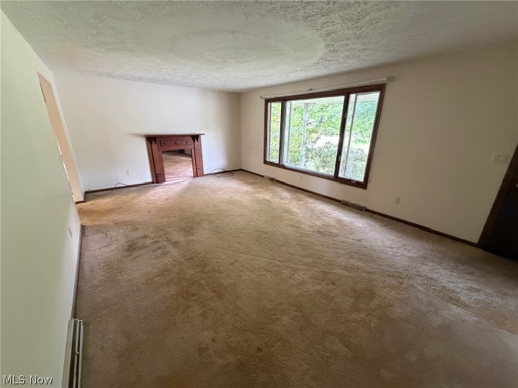 1333 Clarence Street NW Uniontown OH 44685