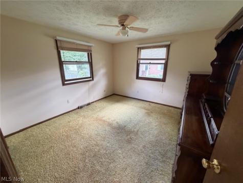 1333 Clarence Street NW Uniontown OH 44685