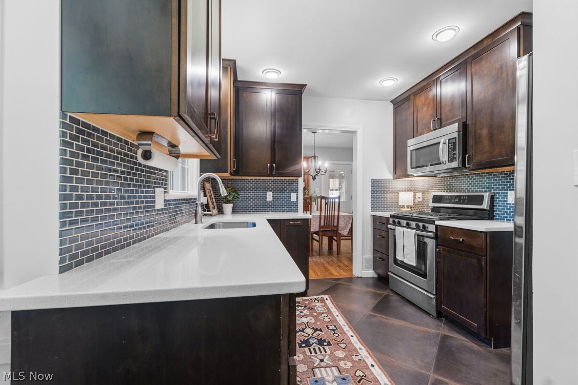 3887 Bushnell Road University Heights OH 44118