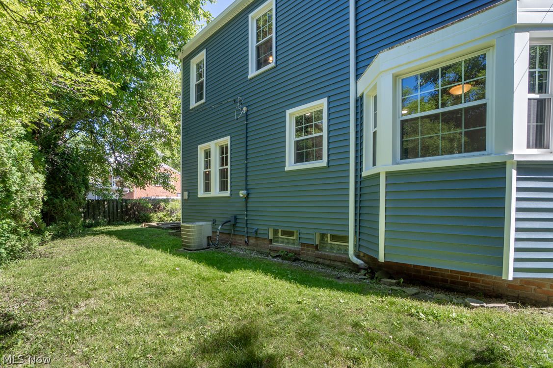 3887 Bushnell Road University Heights OH 44118