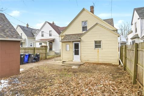 2197 W 104th Street Cleveland OH 44102