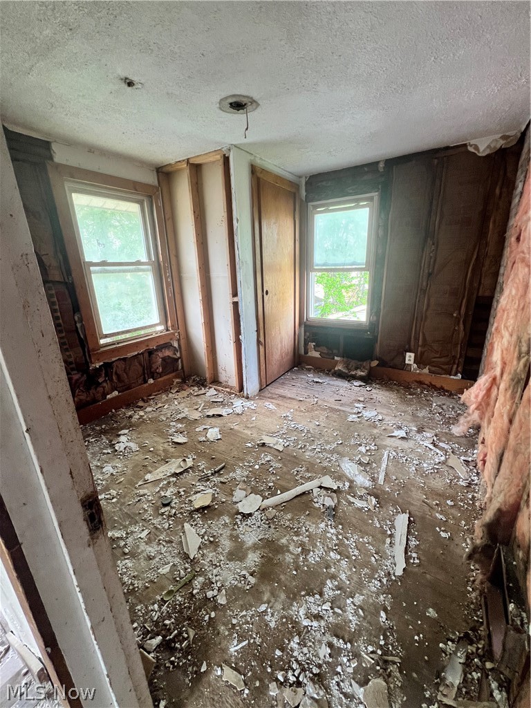 996 Burkhardt Avenue Akron OH 44301