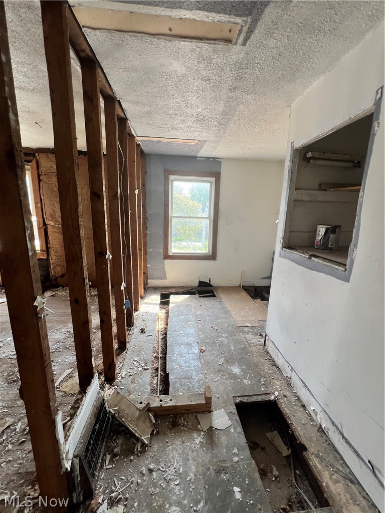 996 Burkhardt Avenue Akron OH 44301