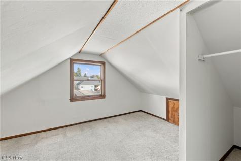 1531 Woodhurst Avenue Mayfield Heights OH 44124