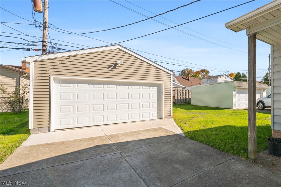 1531 Woodhurst Avenue Mayfield Heights OH 44124